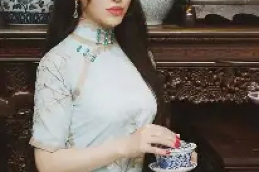 网红桐桐就酱突然停播圈内互撕爆猛料网友直呼这下真要凉了