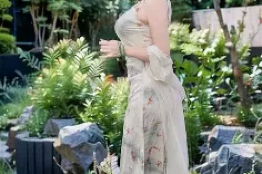 继关晓彤受难后千万级网红再爆娱乐圈猛料