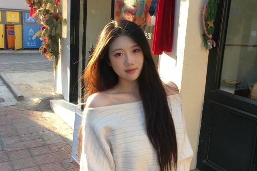 抖音短剧《裁员后我的美女总裁求我复职》涉嫌影射华为小米引发争议
